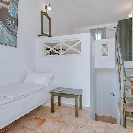 Palm Heaven Boutique Hotel