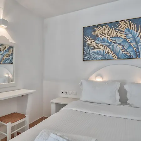 Palm Heaven Boutique * Antiparos Town