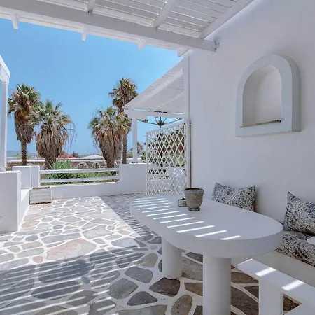 Palm Heaven Boutique * Αντίπαρος
