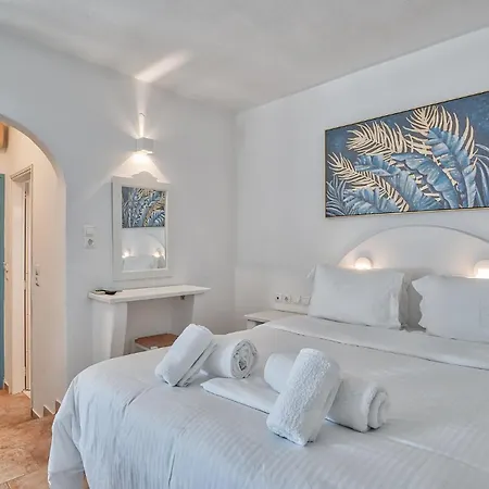 Palm Heaven Boutique Αντίπαρος